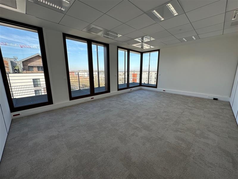 Location Bureaux MONTEVRAIN (77144) - Photo 1