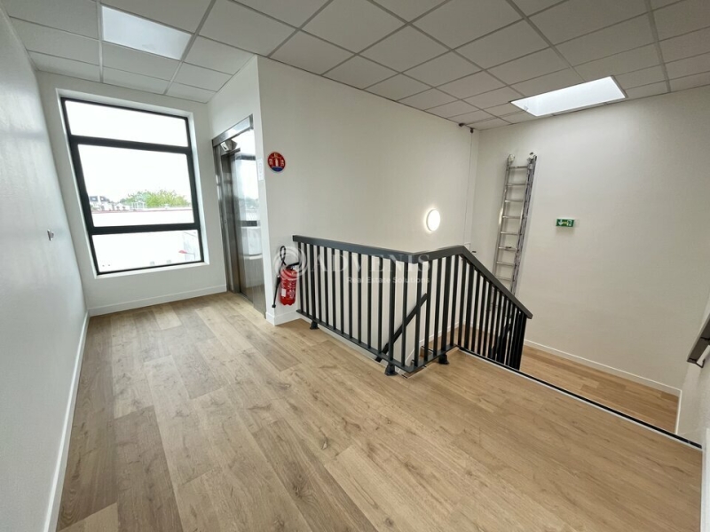 Location Bureaux PONTAULT COMBAULT (77340) - Photo 4