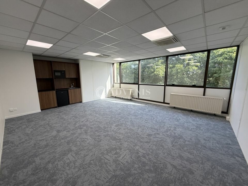 Location Bureaux TORCY (77200) - Photo 3