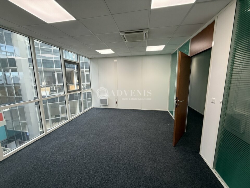 Location Bureaux TORCY (77200) - Photo 5