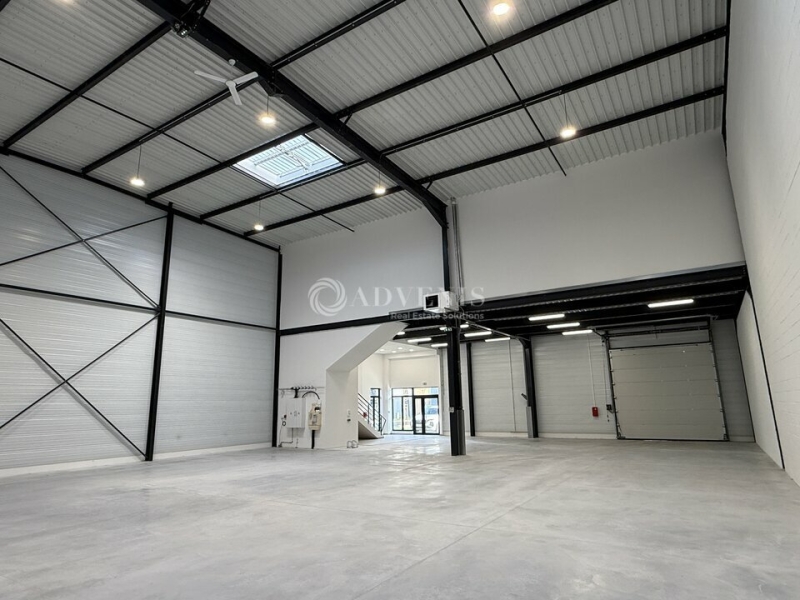 Vente Investisseur Activités Entrepôts GRETZ ARMAINVILLIERS (77220) - Photo 1