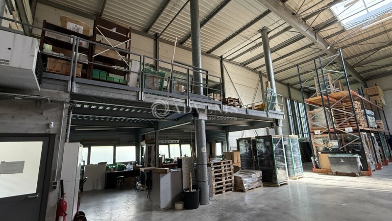 Location Activités Entrepôts SERRIS (77700) - Photo 3