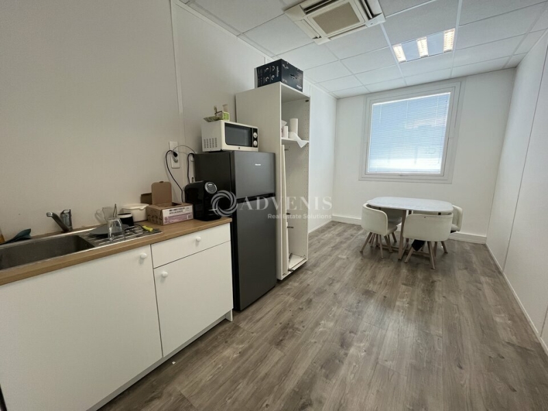 Location Bureaux TREMBLAY EN FRANCE (93290) - Photo 5