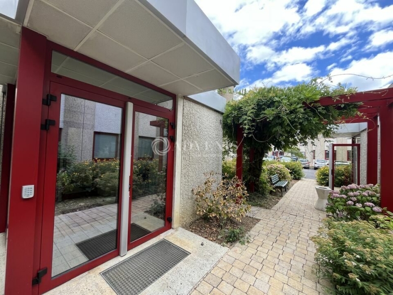 Location Bureaux TREMBLAY EN FRANCE (93290) - Photo 8