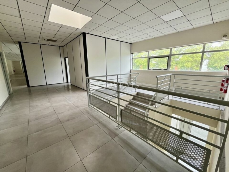 Location Entrepôts TREMBLAY EN FRANCE (93290) - Photo 11
