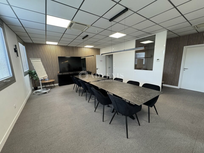 Location Bureaux TREMBLAY EN FRANCE (93290) - Photo 1