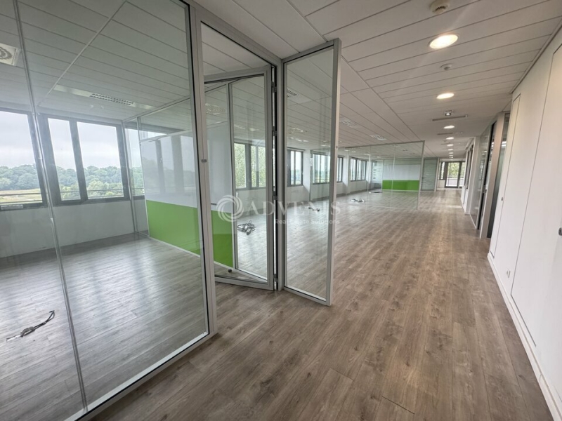 Location Bureaux et activités légères ROISSY EN FRANCE (95700) - Photo 7