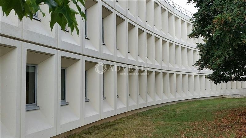 Location Bureaux TREMBLAY EN FRANCE (93290) - Photo 2