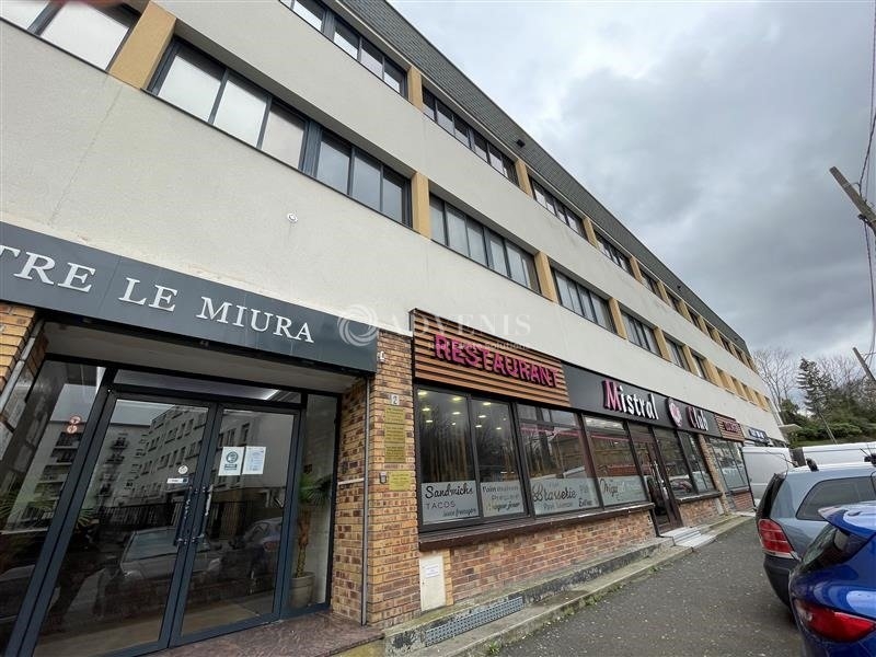Location Bureaux GOUSSAINVILLE (95190) - Photo 9