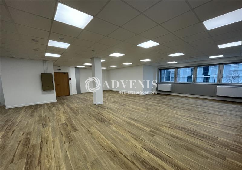 Location Bureaux TREMBLAY EN FRANCE (93290) - Photo 4