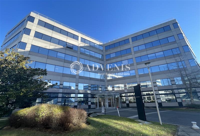 Location Bureaux TREMBLAY EN FRANCE (93290) - Photo 1