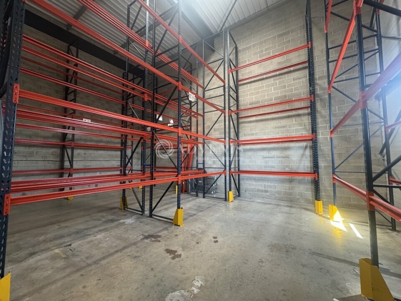 Location Activités Entrepôts GOUSSAINVILLE (95190) - Photo 2