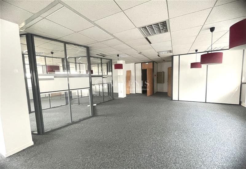 Location Bureaux TREMBLAY EN FRANCE (93290) - Photo 11