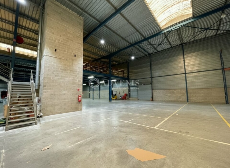 Vente Investisseur Entrepôts SAINT SOUPPLETS (77165) - Photo 2