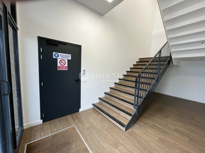 Location Entrepôts FOSSES (95470) - Photo 7