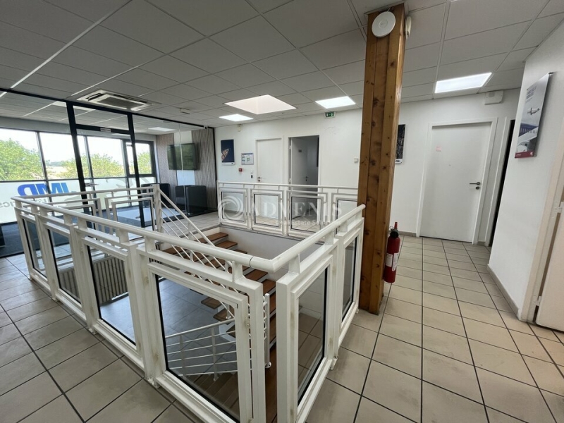 Location Entrepôts LOUVRES (95380) - Photo 10