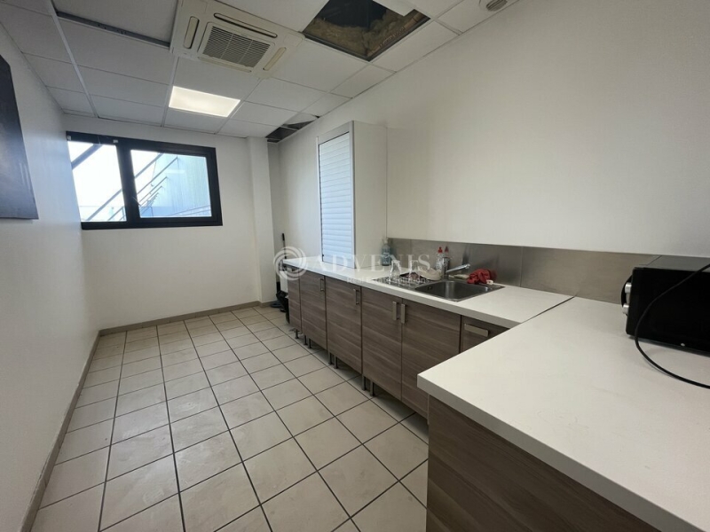 Location Entrepôts LOUVRES (95380) - Photo 7