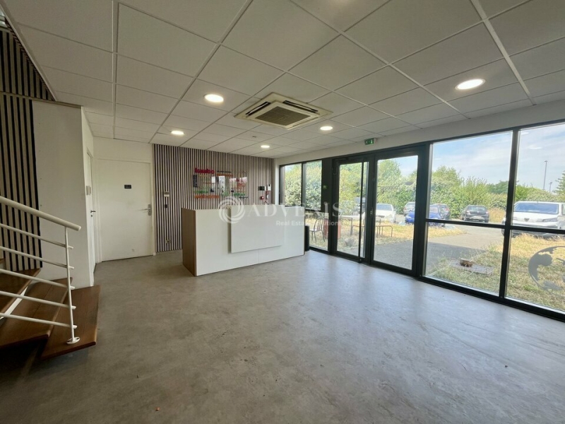 Location Entrepôts LOUVRES (95380) - Photo 8