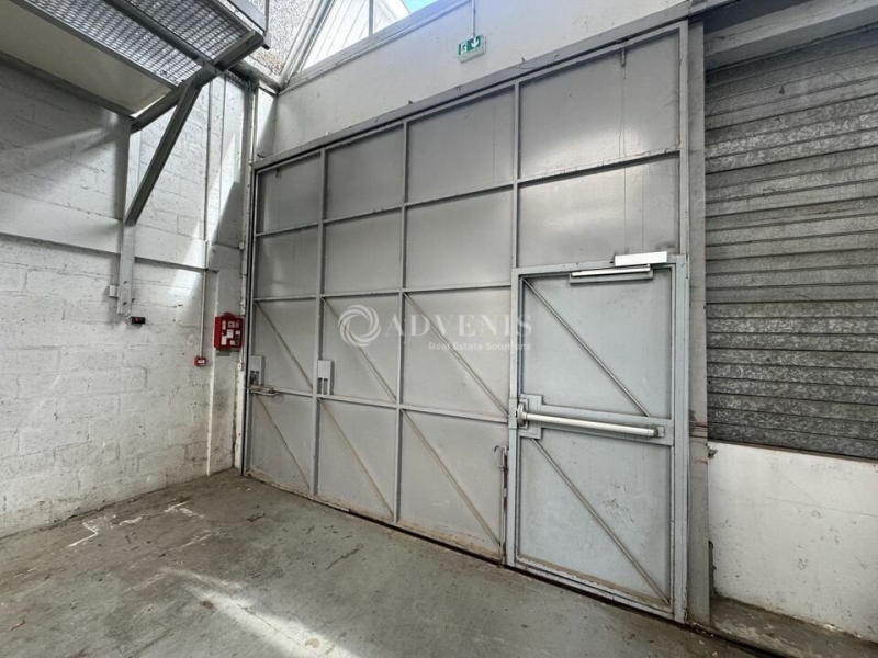 Location Activités Entrepôts TREMBLAY EN FRANCE (93290) - Photo 2