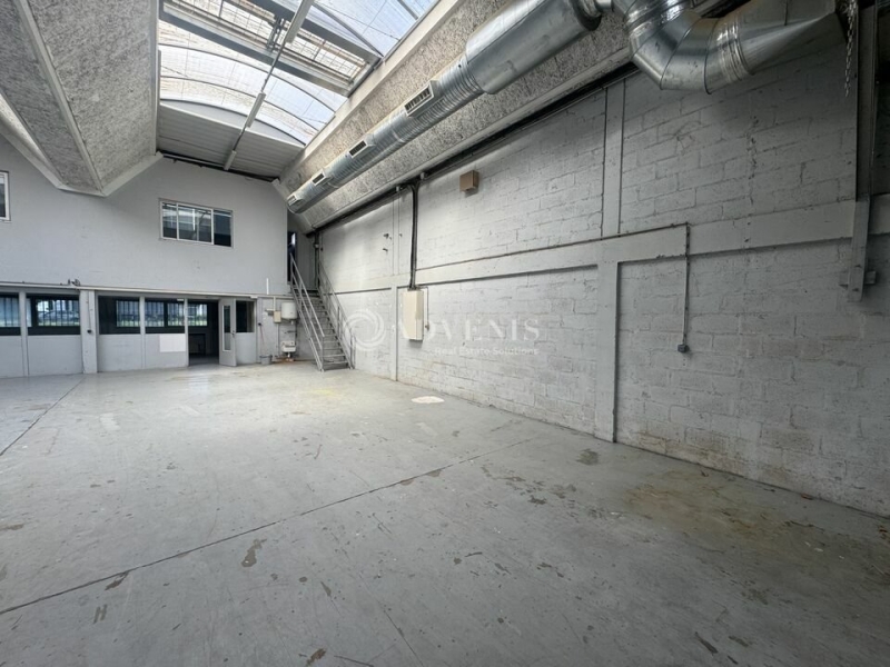 Location Activités Entrepôts TREMBLAY EN FRANCE (93290) - Photo 3