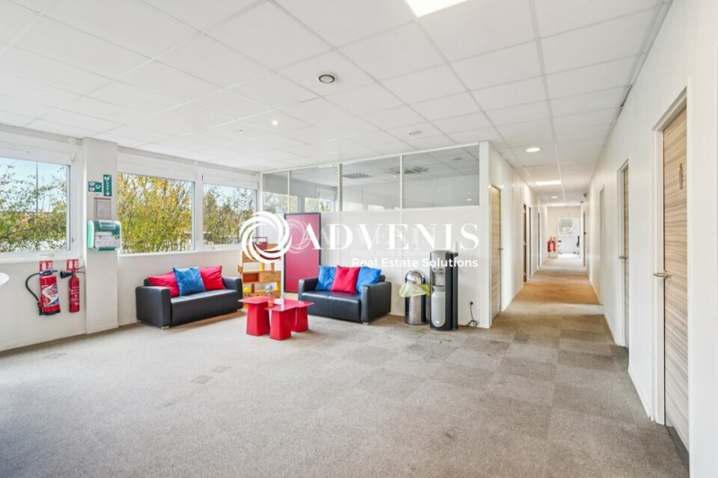Location Bureaux VILLEPINTE (93420) - Photo 7