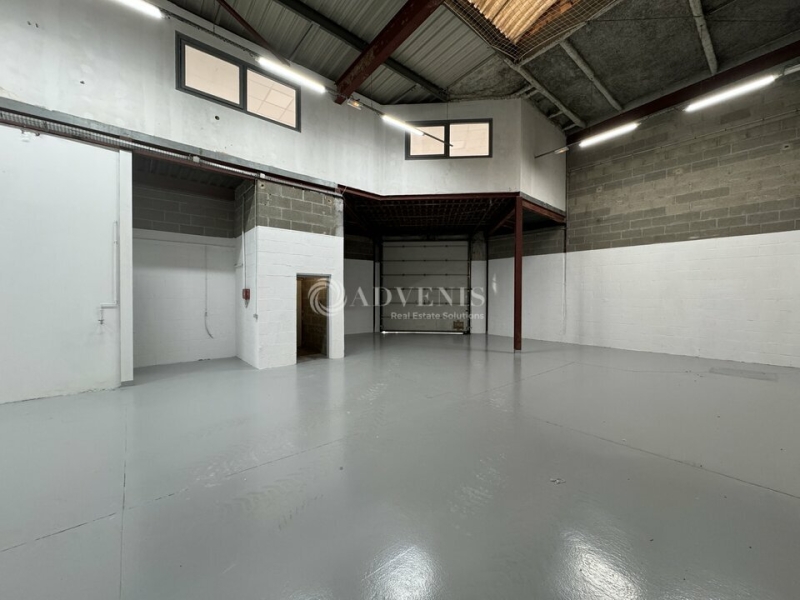 Location Activités Entrepôts LE THILLAY (95500) - Photo 4