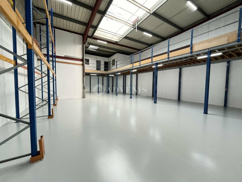 Location Activités Entrepôts LE THILLAY (95500) - Photo 2