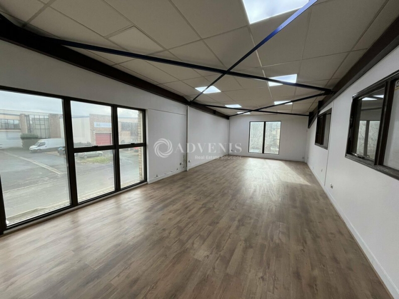 Location Activités Entrepôts LE THILLAY (95500) - Photo 10