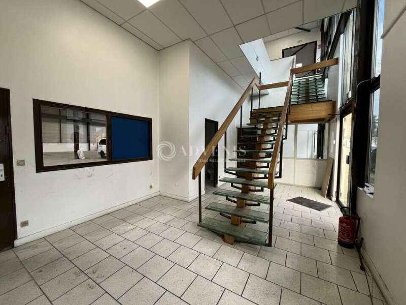 Location Activités Entrepôts LE THILLAY (95500) - Photo 8