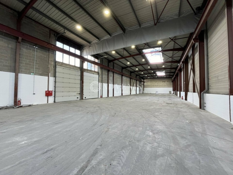 Location Activités Entrepôts LE THILLAY (95500) - Photo 2