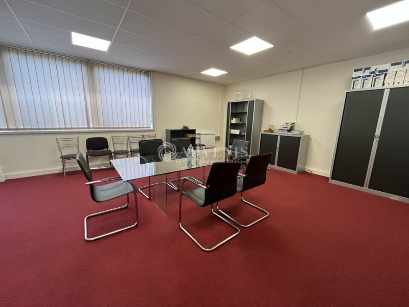 Location Activités Entrepôts GONESSE (95500) - Photo 6