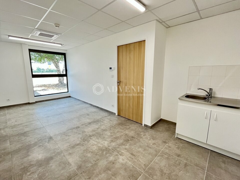 Location Activités Entrepôts LE MESNIL AMELOT (77990) - Photo 6
