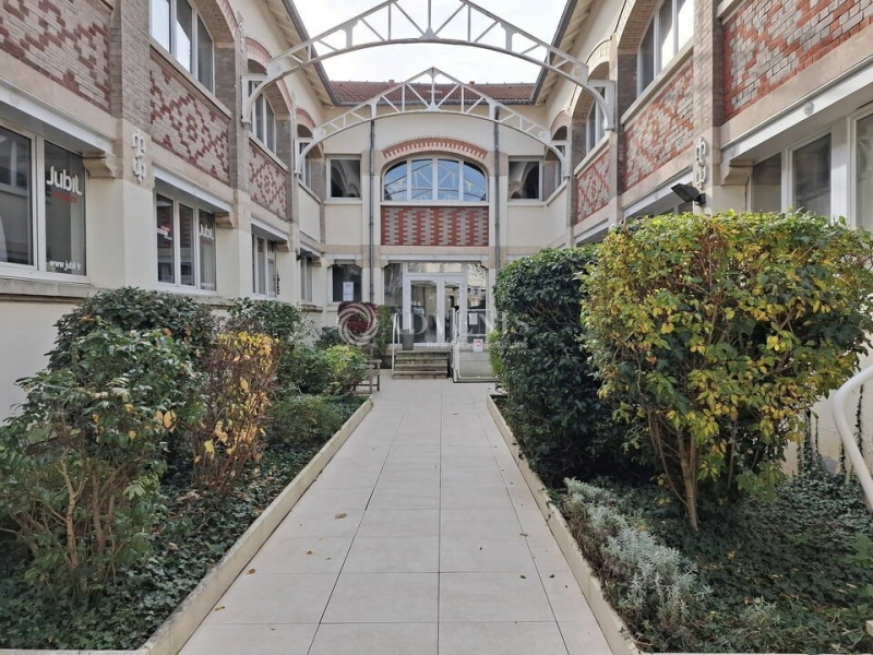 Location Bureaux NANCY (54000) - Photo 2