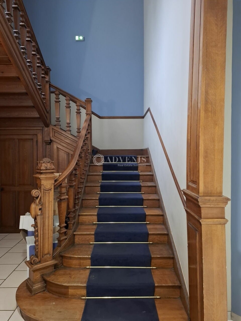 Vente Investisseur Bureaux NANCY (54000) - Photo 2