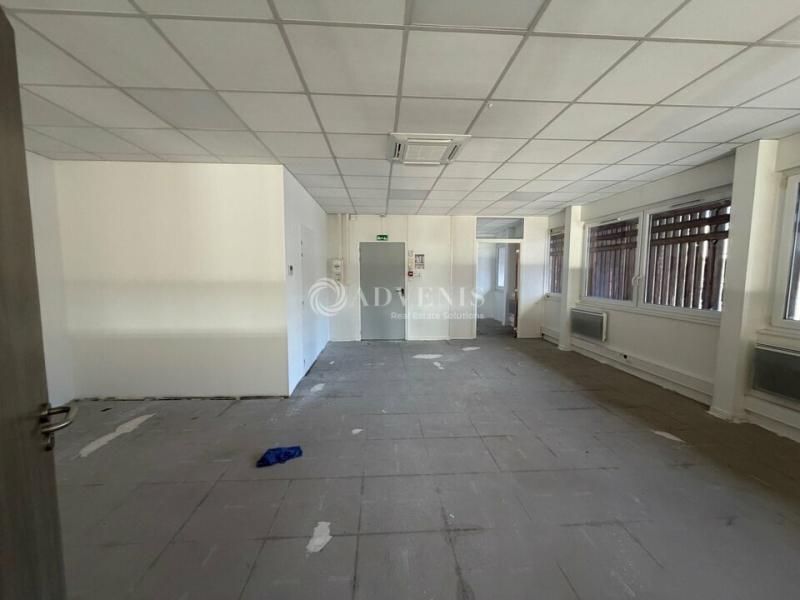 Location Bureaux GOLBEY (88190) - Photo 4