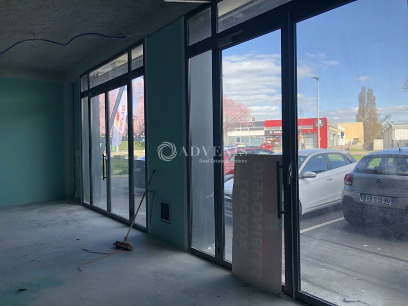 Location Commerces HOUDEMONT (54180) - Photo 2