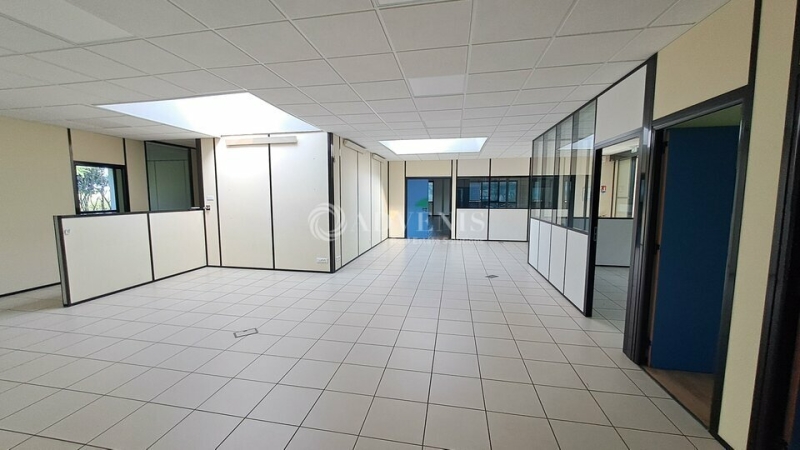 Location Bureaux et activités légères CARQUEFOU (44470) - Photo 4
