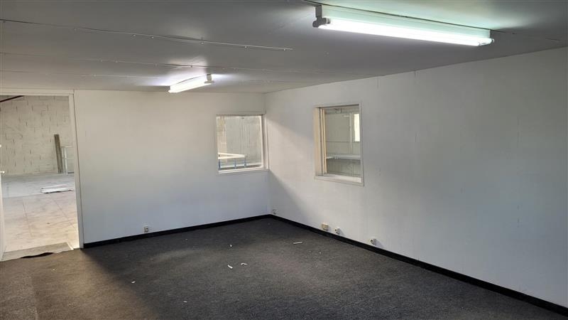 Location Activités Entrepôts LES SORINIERES (44840) - Photo 4