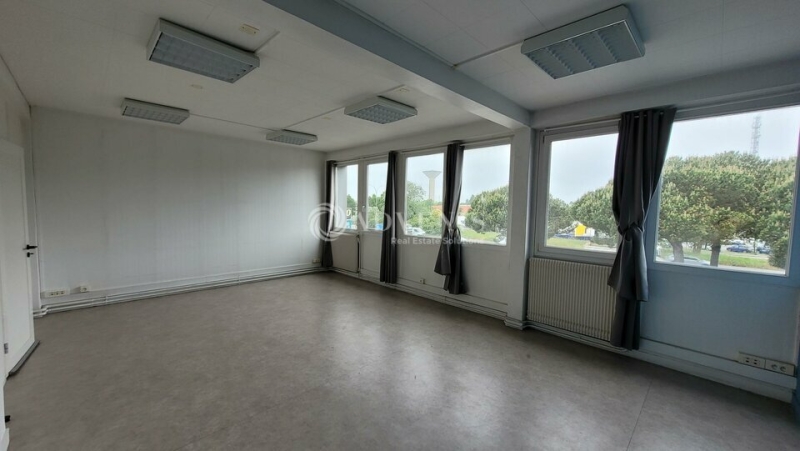 Location Bureaux NANTES (44300) - Photo 5