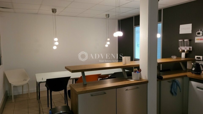 Vente Investisseur Bureaux NANTES (44300) - Photo 4