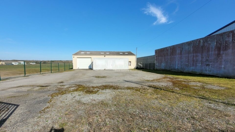 Location Activités Entrepôts CARQUEFOU (44470) - Photo 9