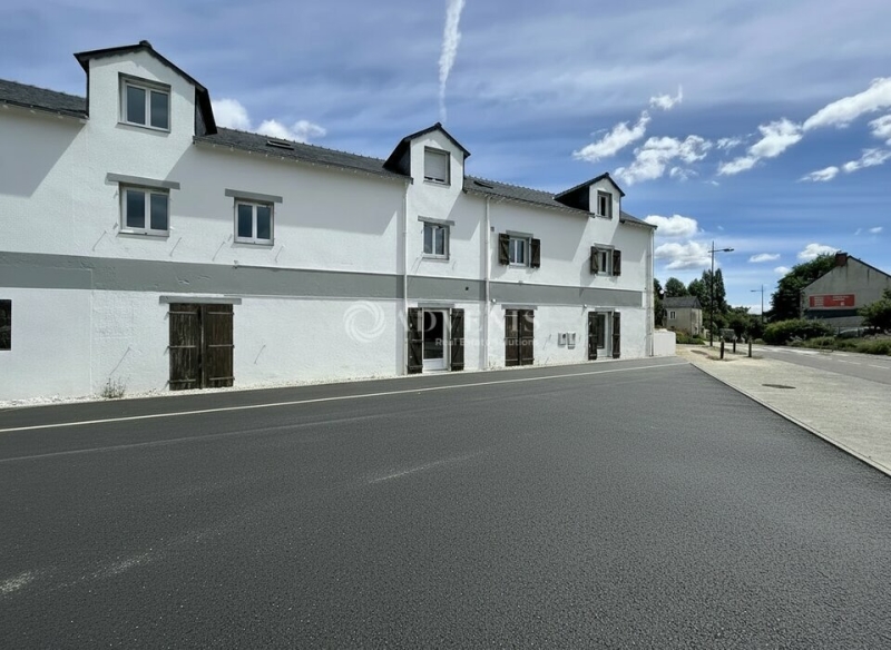 Vente Investisseur Commerces TREILLIÈRES (44119) - Photo 2