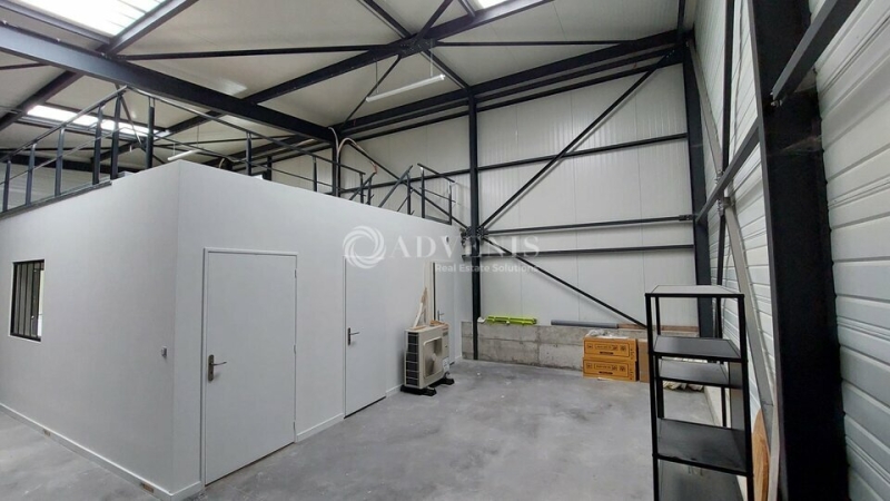 Vente Investisseur Activités Entrepôts VIGNEUX DE BRETAGNE (44360) - Photo 2