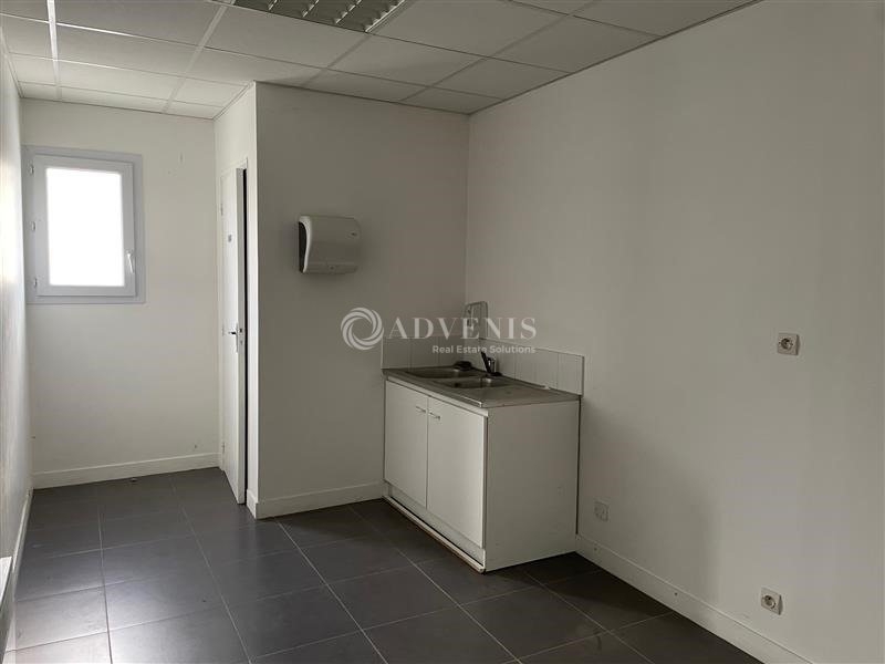 Location Activités Entrepôts LA CHAPELLE SAINT MESMIN (45380) - Photo 6