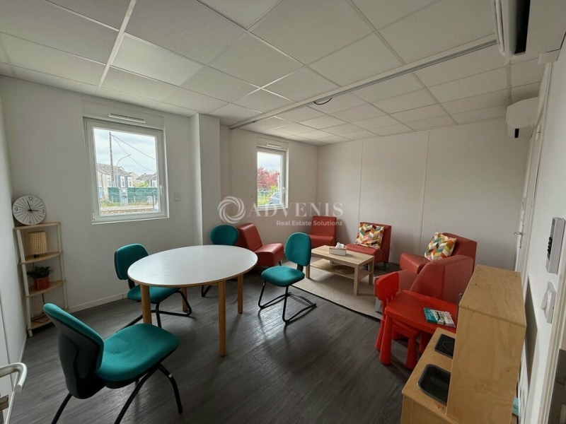 Vente Investisseur Bureaux FLEURY LES AUBRAIS (45400) - Photo 12