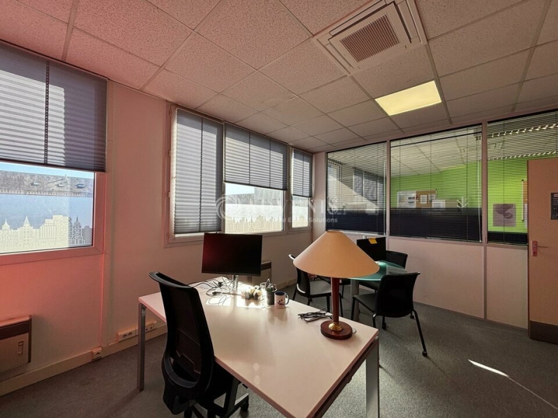 Location Bureaux ORLEANS (45000) - Photo 9