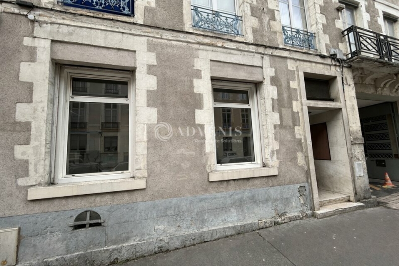 Location Commerces ORLEANS (45000) - Photo 1