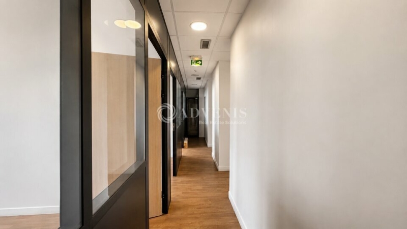 Location Bureaux PARIS (75008) - Photo 14
