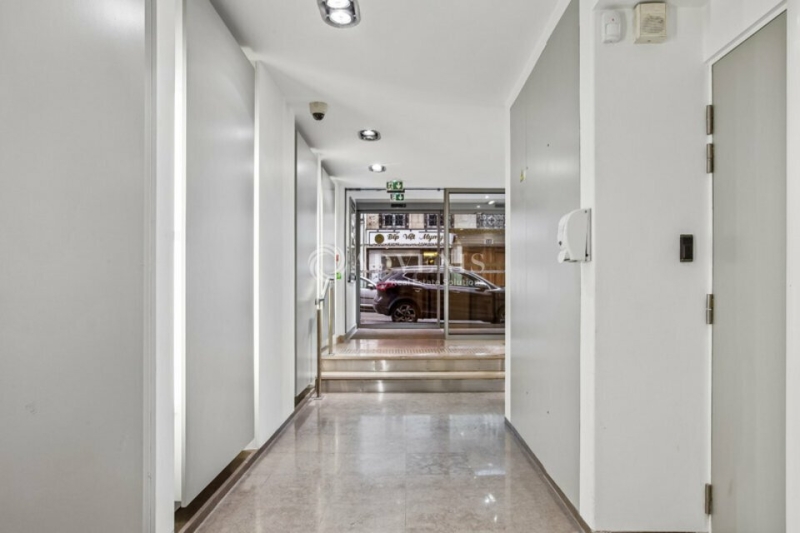 Location Bureaux PARIS (75008) - Photo 9