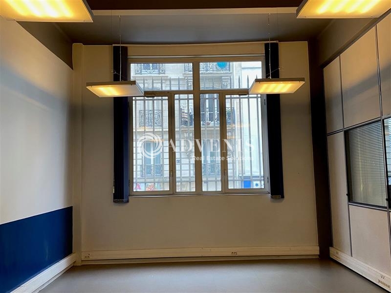 Location Bureaux et activités légères PARIS (75012) - Photo 3